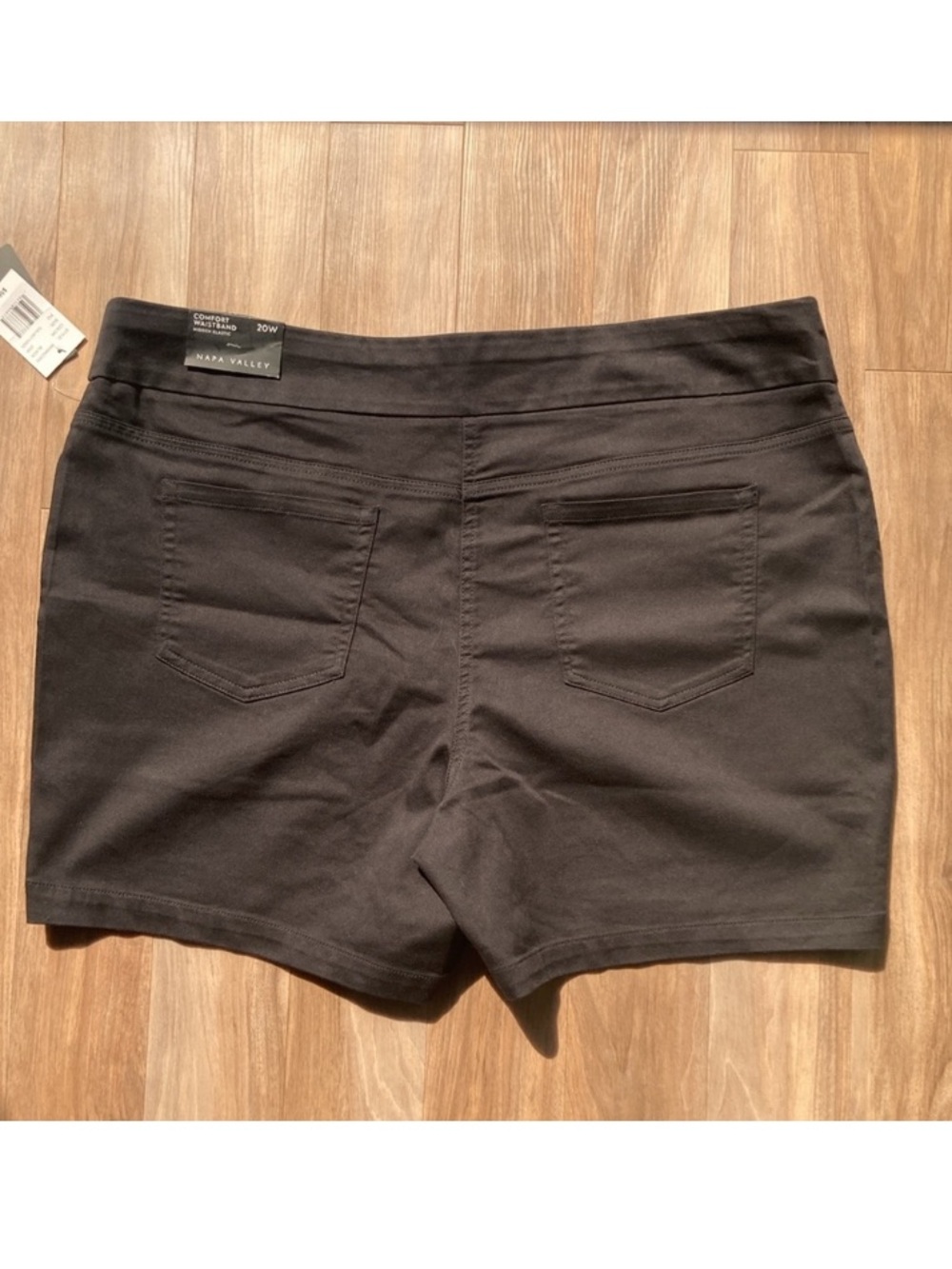 Napa Valley short black comfort waistband hidden elastic pull on 20W